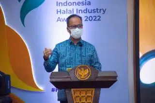 Kelapa Sawit Menjadi Model Hilirisasi Industri Agro