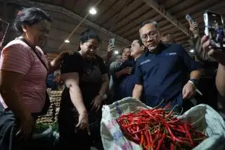 Neraca Perdagangan 2022 Surplus, Begini Penjelasan Mendag Zulhas