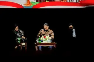 Airlangga Minta Pemda Kendalikan Inflasi