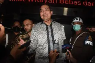 8 Jam Diperiksa Penyidik, Eks Mendag M Lutfi Dicecar 63 Pertanyaan