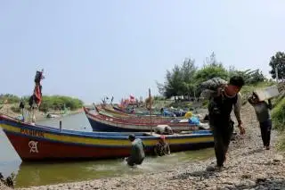 Hasil Tangkapan Turun, Nelayan Disarankan Bekerja di Kebun Sawit