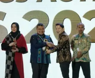 Hatabosi dan Sawit Berkelanjutan Antar Tapsel Raih Terbaik Pertama I-SIM For Regencies