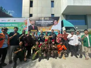 PTPN Serahkan 5,5 Ton Sembako Bantu Korban Banjir Bandang di Sulsel