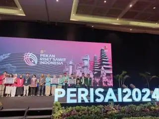 Unhas, UNS, dan USU Sabet Juara Lomba Riset Sawit Tingkat Mahasiswa  di Acara PERISAI 2024.