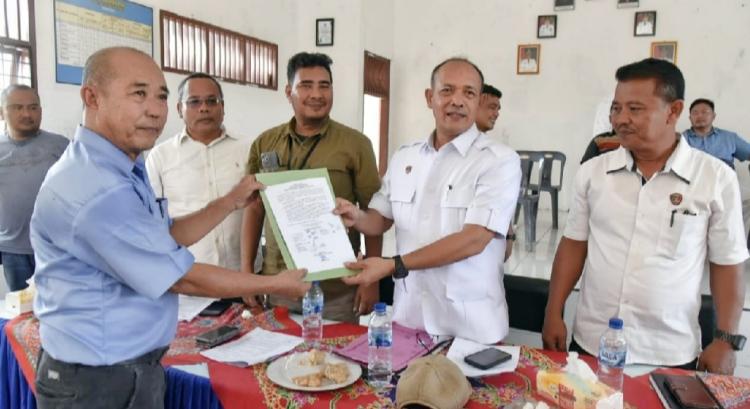 Dimediasi Wabup Tapteng, Masyarakat dan PT Nauli Sawit Teken 4 Kesepakatan