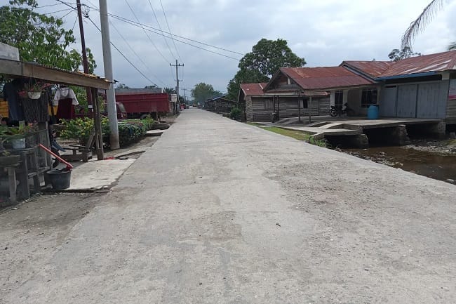 Hidup 'Auto Pilot' Petani Leidong