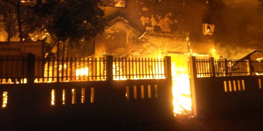 Kebakaran Hanguskan Lantai Dasar Kantor BPOM