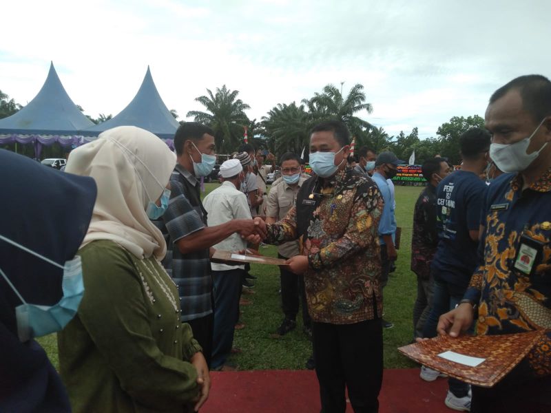 Pengusaha Kena Cubit di Peringatan Hari Sawit