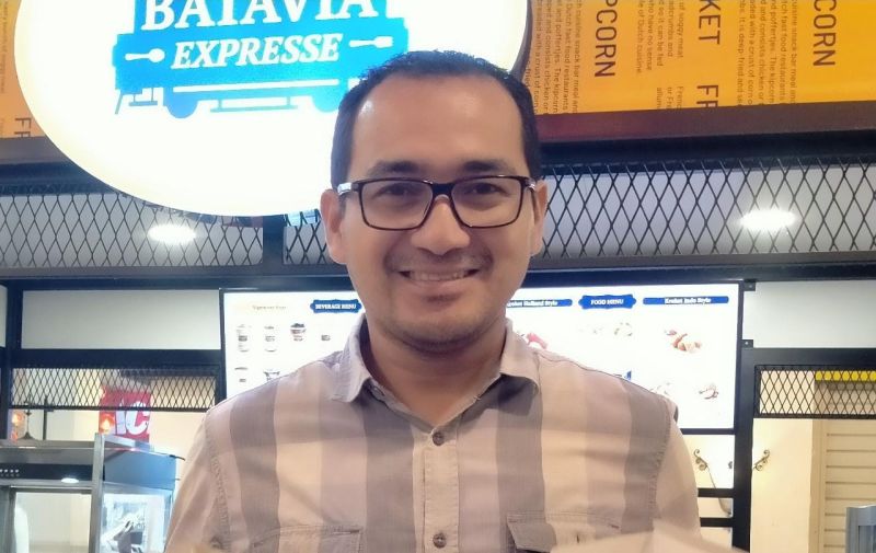Harga Sawit Pengaruhi Penjualan Warung Koffie Batavia