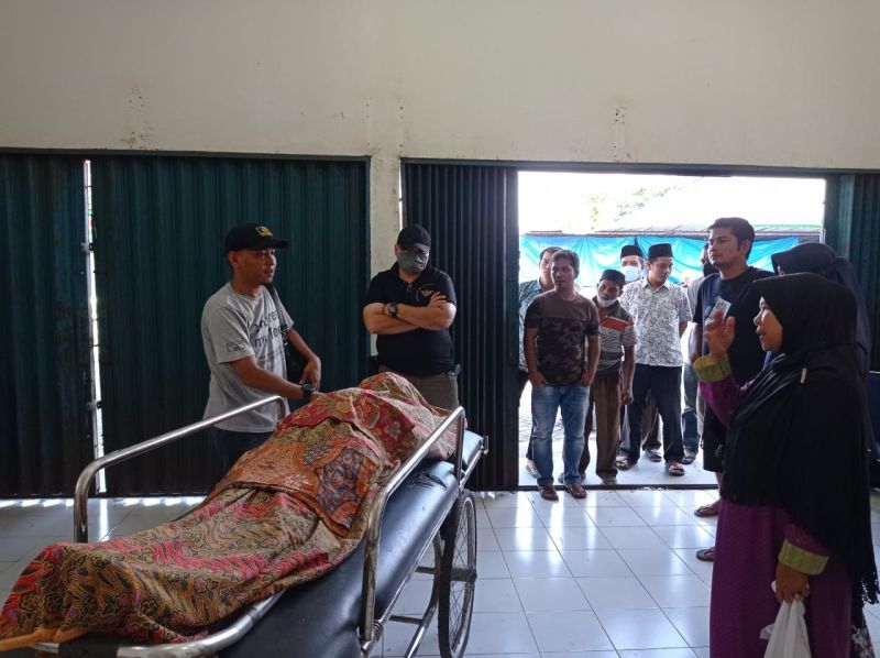 Warga Ditemukan Tewas di Kebun Sawit, Penyebabnya Masih Misteri